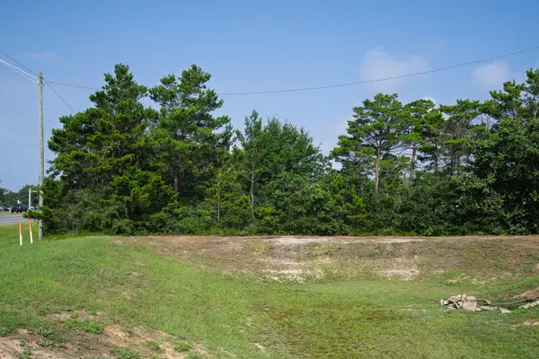 4282 Gulf Breeze Parkway, Gulf Breeze, FL 32563
