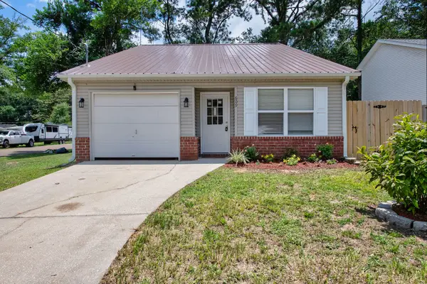 609 E Edney Avenue, Crestview, FL 32536