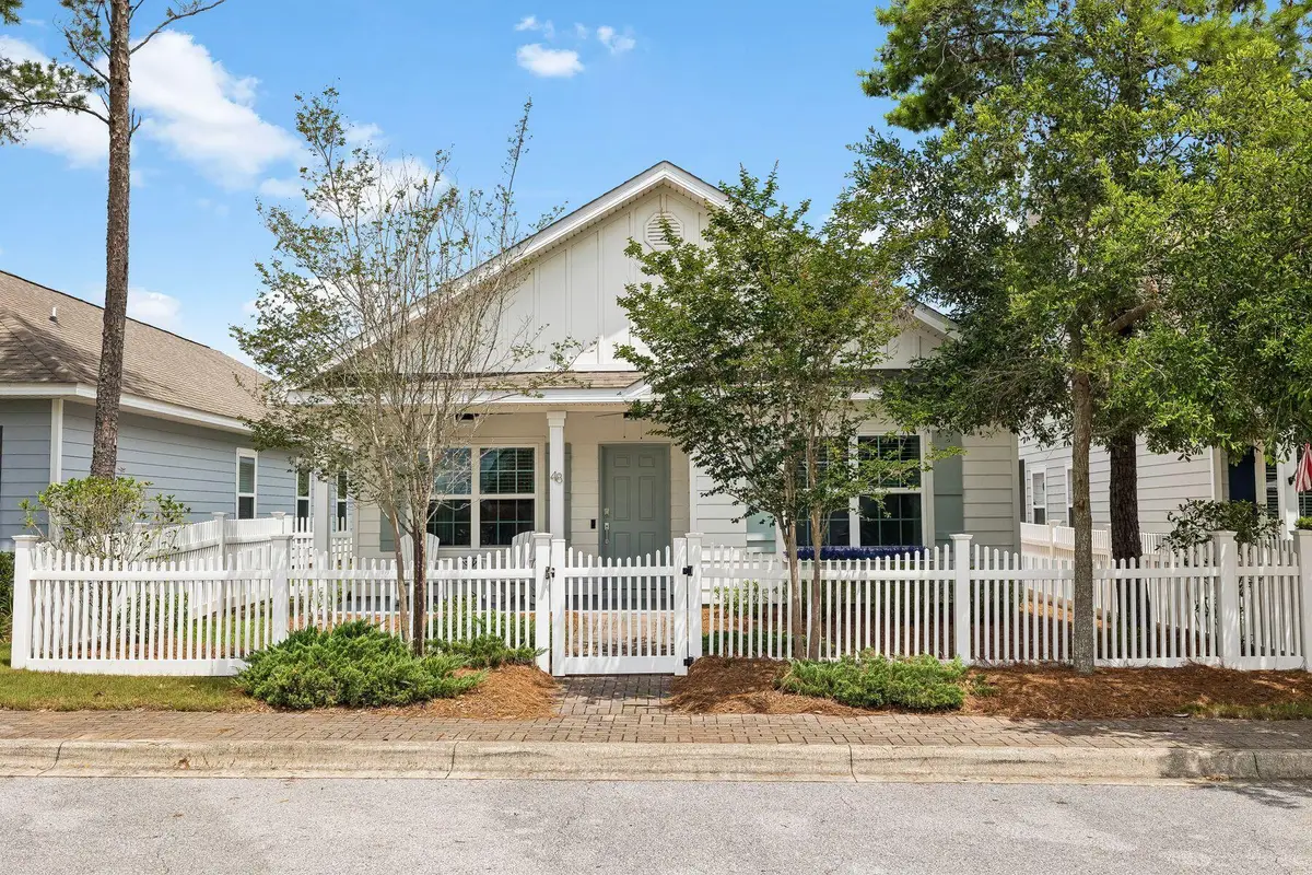 48 Sarona Street, Freeport, FL 32439 - #1