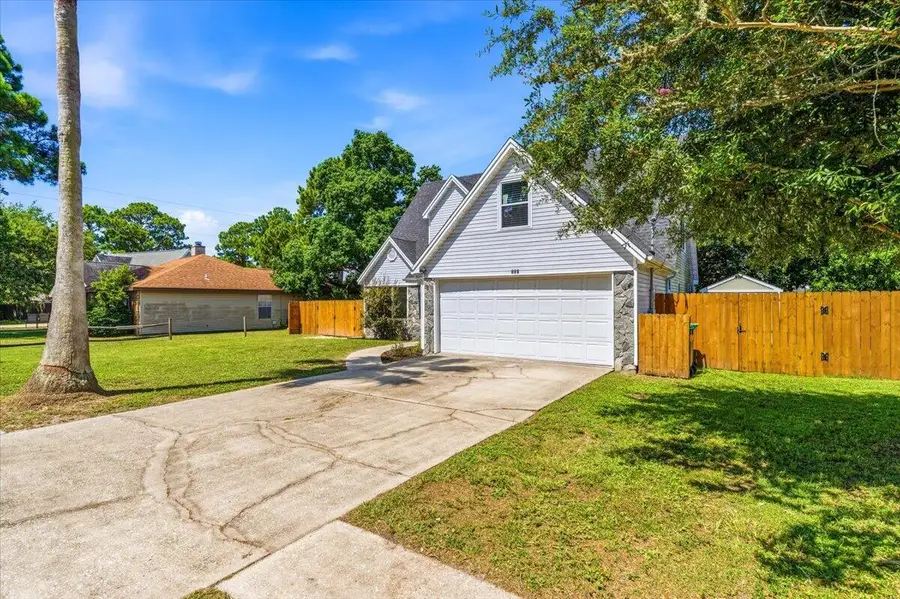 209 Seville Circle, Mary Esther, FL 32569 - #2