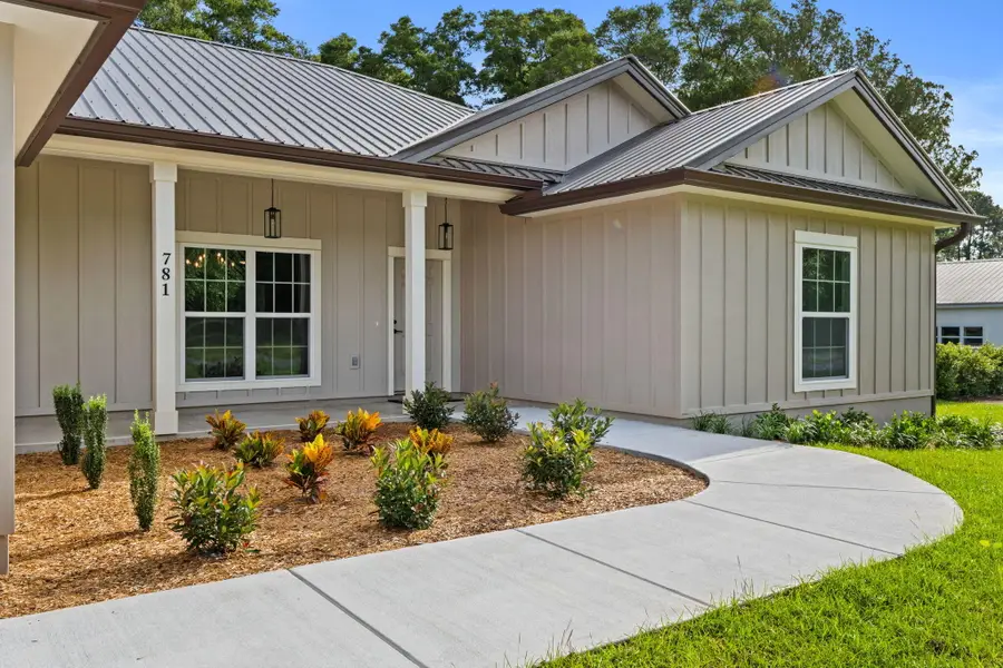 781 Bay Avenue, Defuniak Springs, FL 32435 - #3