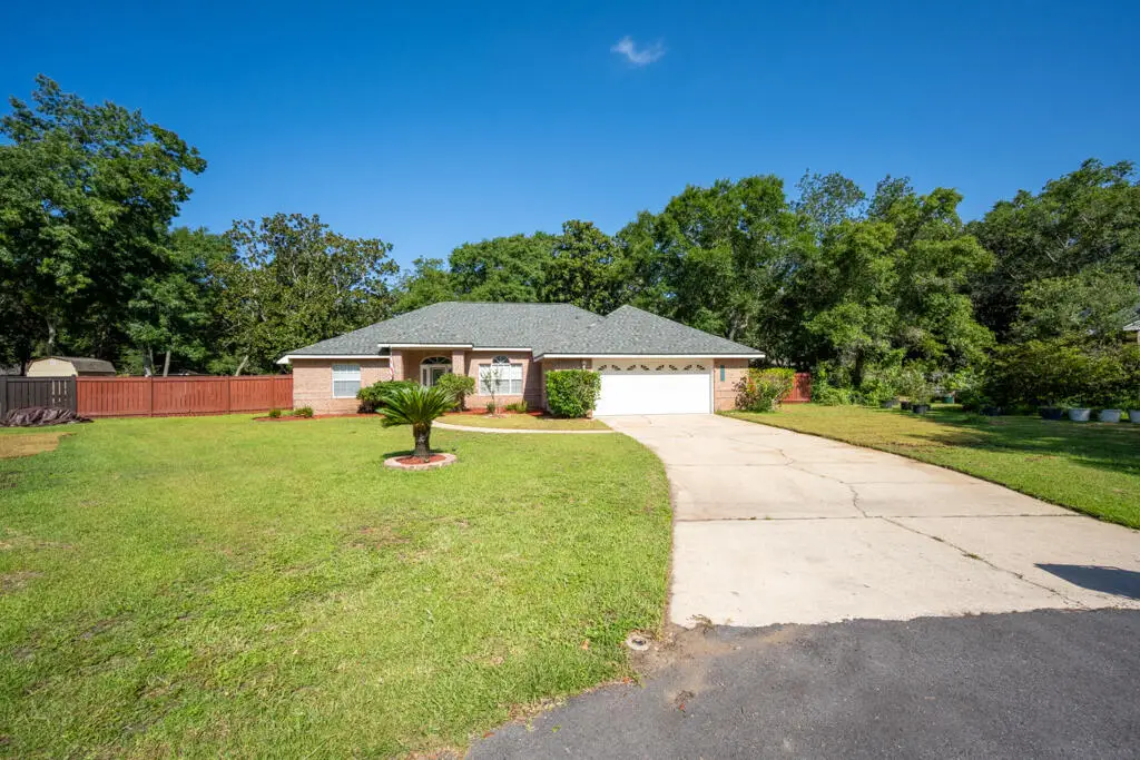 6900 Calle De Caballero, Navarre, FL 32566 - #1