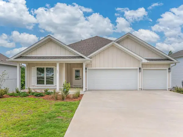 177 Hammock Oaks Boulevard, Freeport, FL 32439