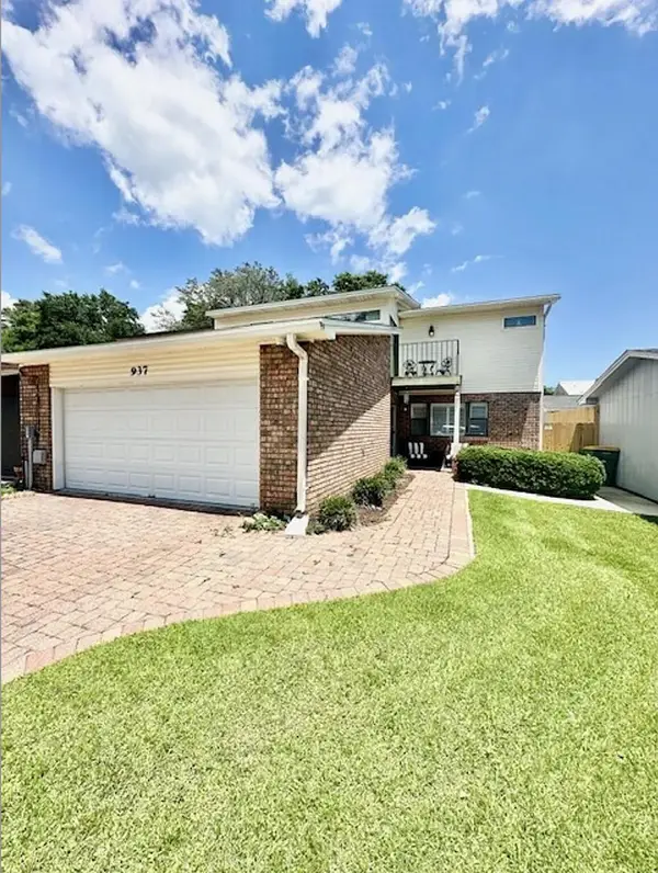 937 Holbrook Circle, Fort Walton Beach, FL 32547