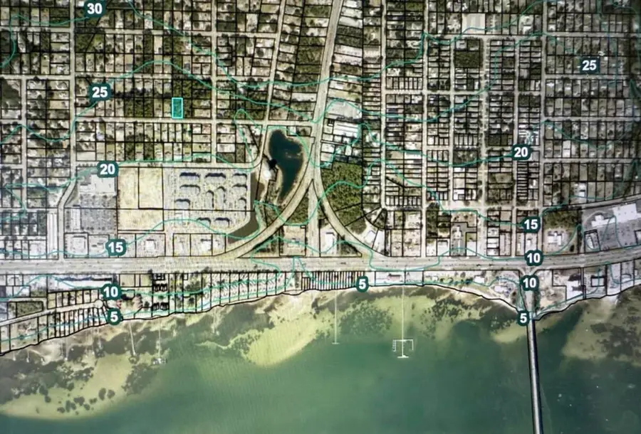 8302 Montalban Street, Navarre, FL 32566 - #3