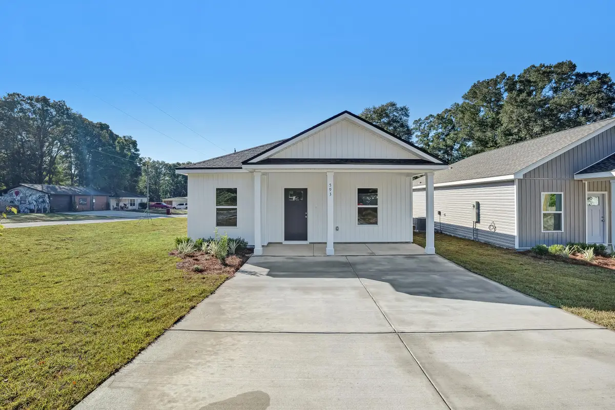 290 Holland Street, Crestview, FL 32536 - #1