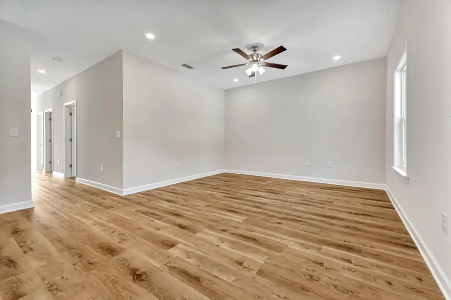 290 Holland Street, Crestview, FL 32536 - #3