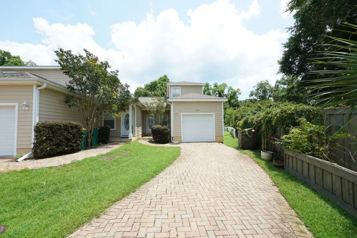 507 31st Street, Niceville, FL 32578 - #1