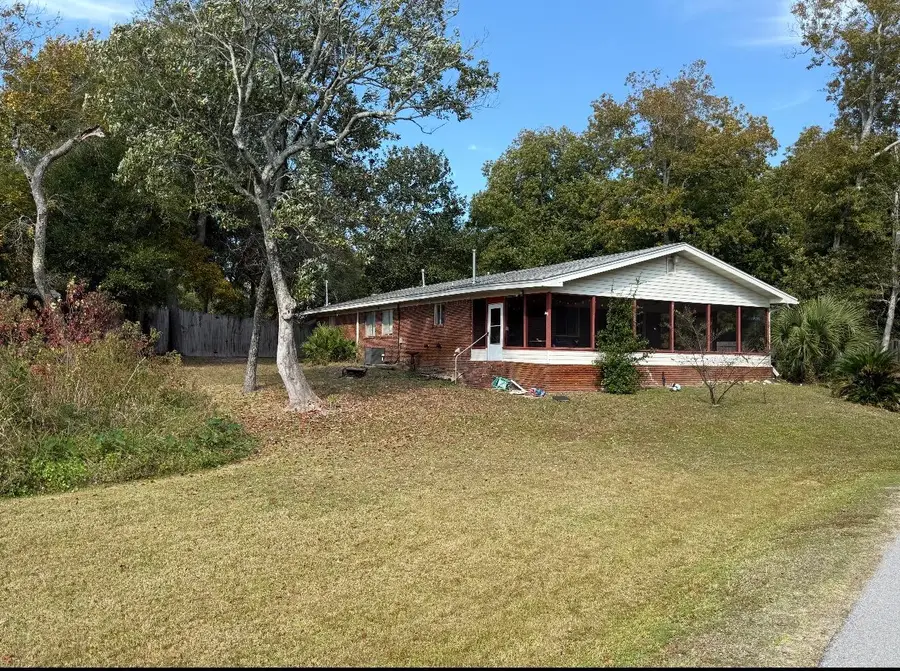 34 Meigs Drive #A & B, Shalimar, FL 32579 - #3