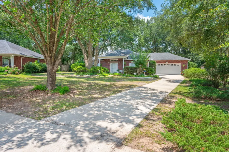 5810 Hilary Street, Crestview, FL 32539 - #2