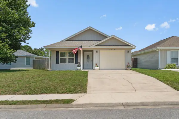 1974 Crosscreek Circle, Gulf Breeze, FL 32563