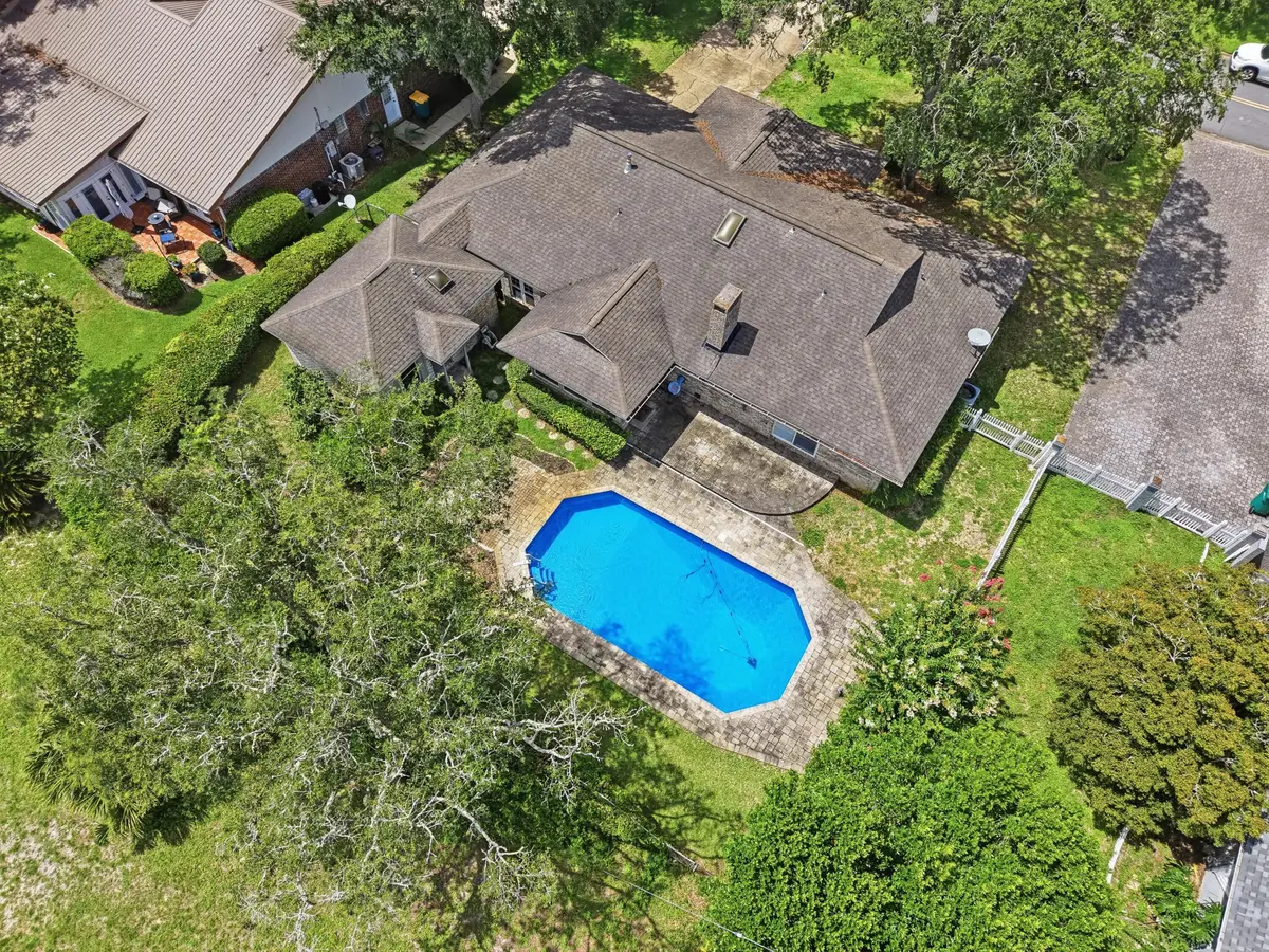 85 Lake Lorraine Circle, Shalimar, FL 32579 - #1