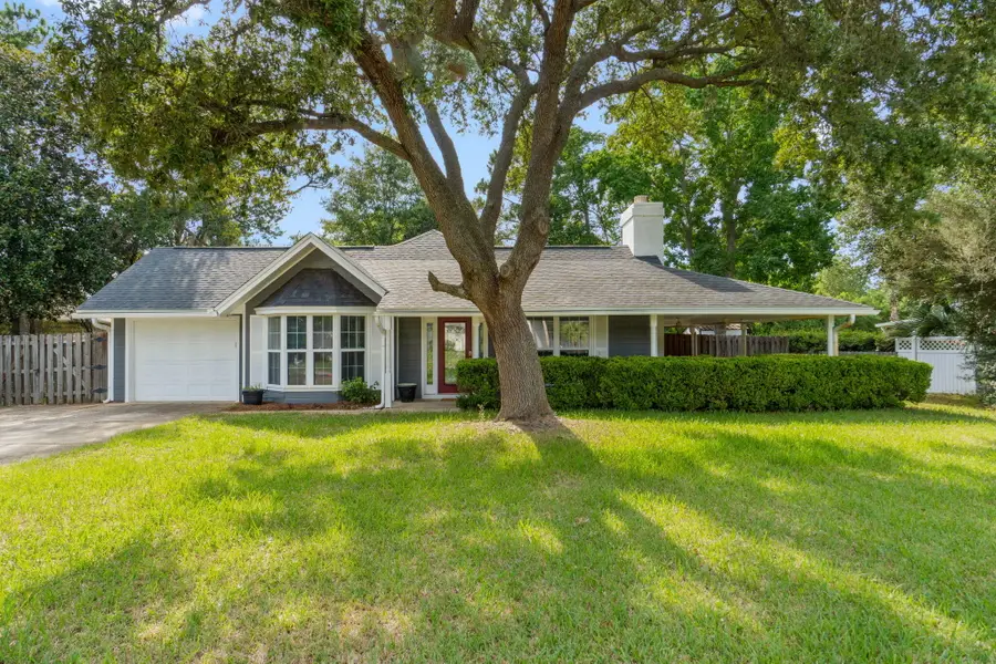 2181 Calle De Castelar, Navarre, FL 32566 - #3