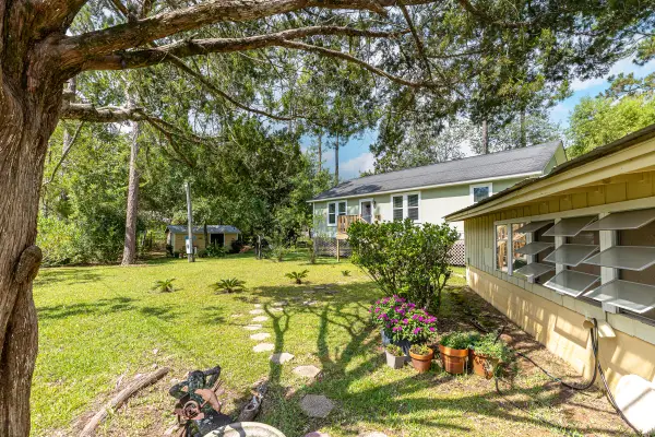 40 S 4th Street, Santa Rosa Beach, FL 32459
