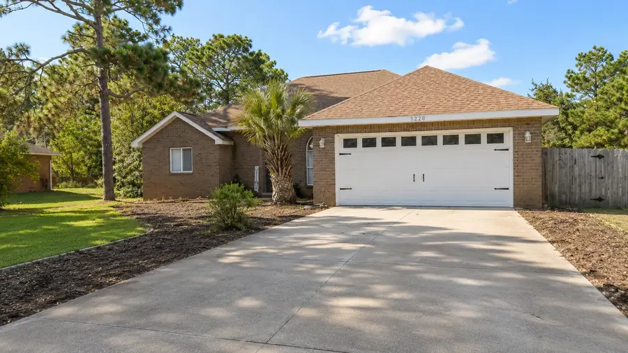 7220 Frankfort Street, Navarre, FL 32566 - #2