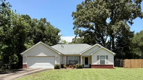355 Adams Drive, Crestview, FL 32536
