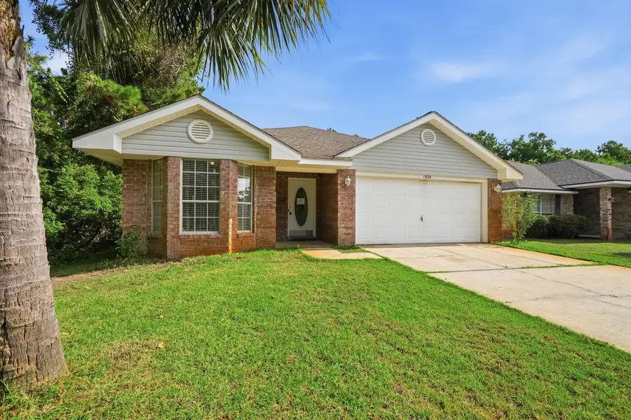 1024 Freeport Court, Mary Esther, FL 32569 - #3