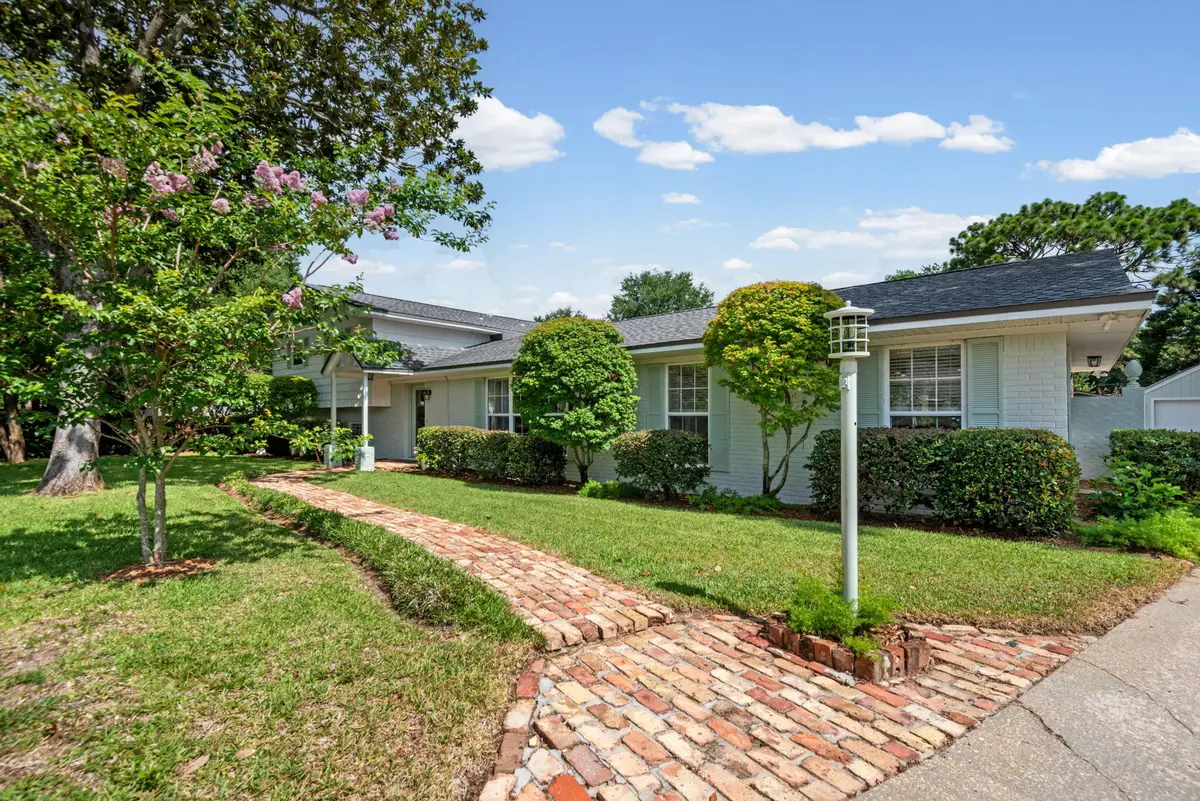 5 Maple Avenue, Shalimar, FL 32579 - #1