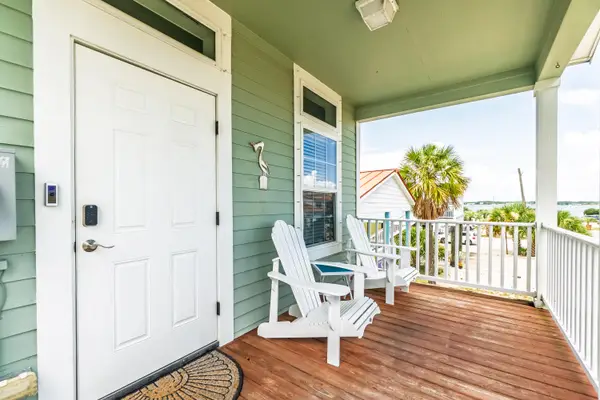 1415 Bahia Drive, Navarre, FL 32566