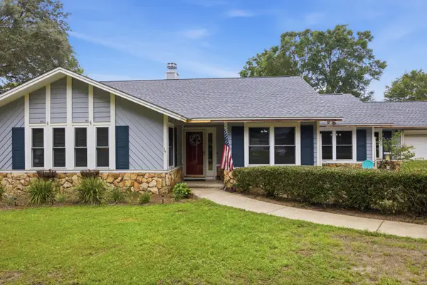 406 Greenwood Way, Niceville, FL 32578