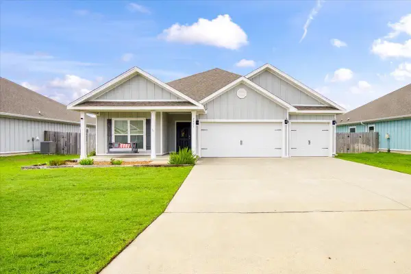 5991 Forest Bay Avenue, Gulf Breeze, FL 32563