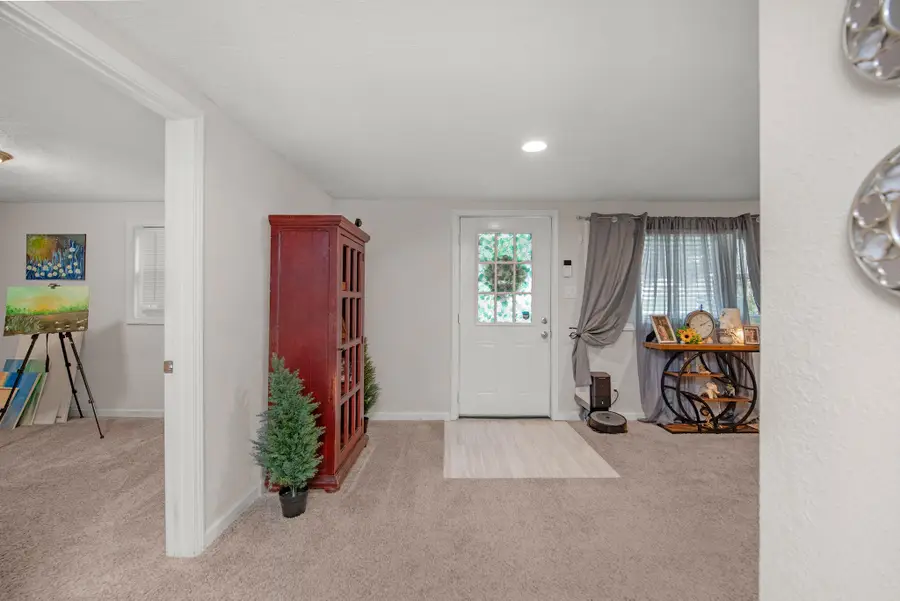 932 Kelvin Court, Crestview, FL 32536 - #2