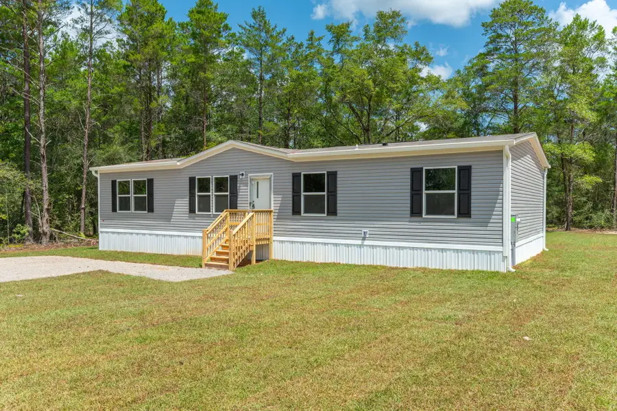 72 W Hyacinth Avenue, Defuniak Springs, FL 32433 - #3
