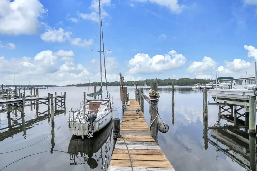 204 Regatta Drive, Niceville, FL 32578 - #2
