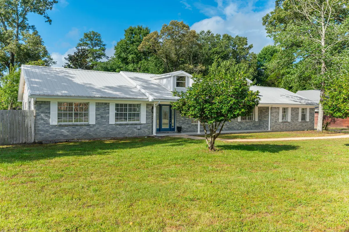 140 Gillis Drive, Crestview, FL 32536 - #1