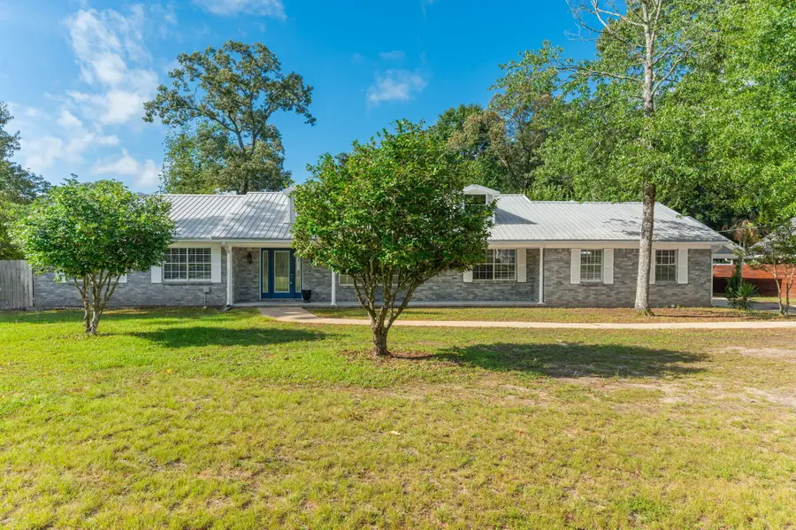 140 Gillis Drive, Crestview, FL 32536 - #2