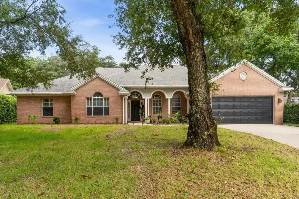 2809 Lee Trevino Court, Shalimar, FL 32579
