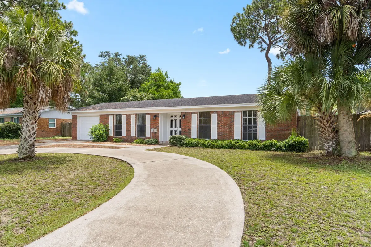 702 Mayflower Avenue, Fort Walton Beach, FL 32547 - #1