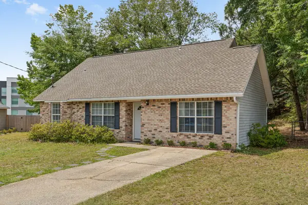 127 Oak Terrace Drive, Crestview, FL 32539