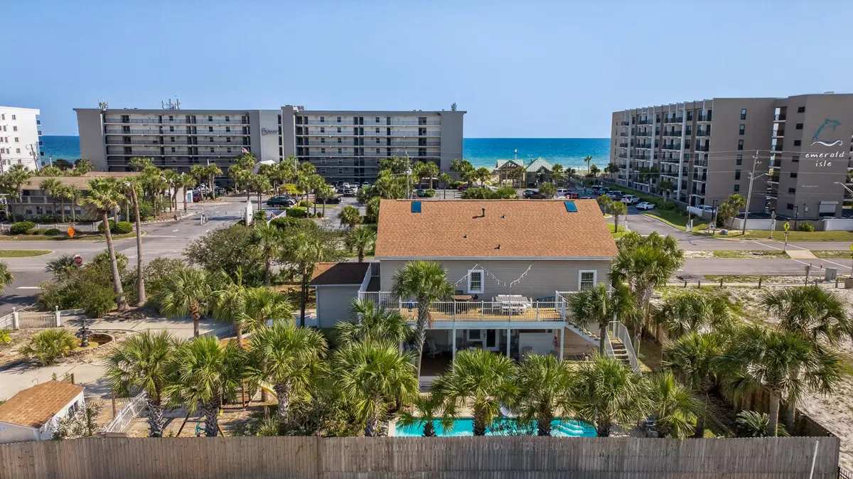 631 Pelican Drive, Fort Walton Beach, FL 32548 - #1