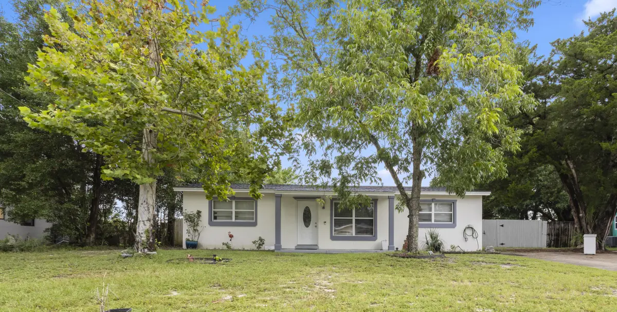 411 Shrewsbury Road, Mary Esther, FL 32569 - #1