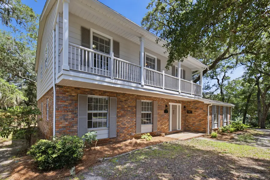 20 NW Sherwood Road, Fort Walton Beach, FL 32547 - #3