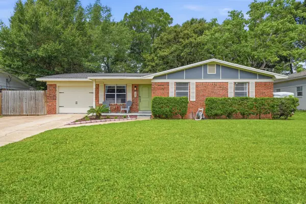 185 Miramar Street, Mary Esther, FL 32569