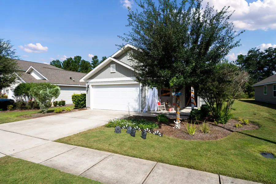 669 Earl Godwin Road, Freeport, FL 32439 - #2