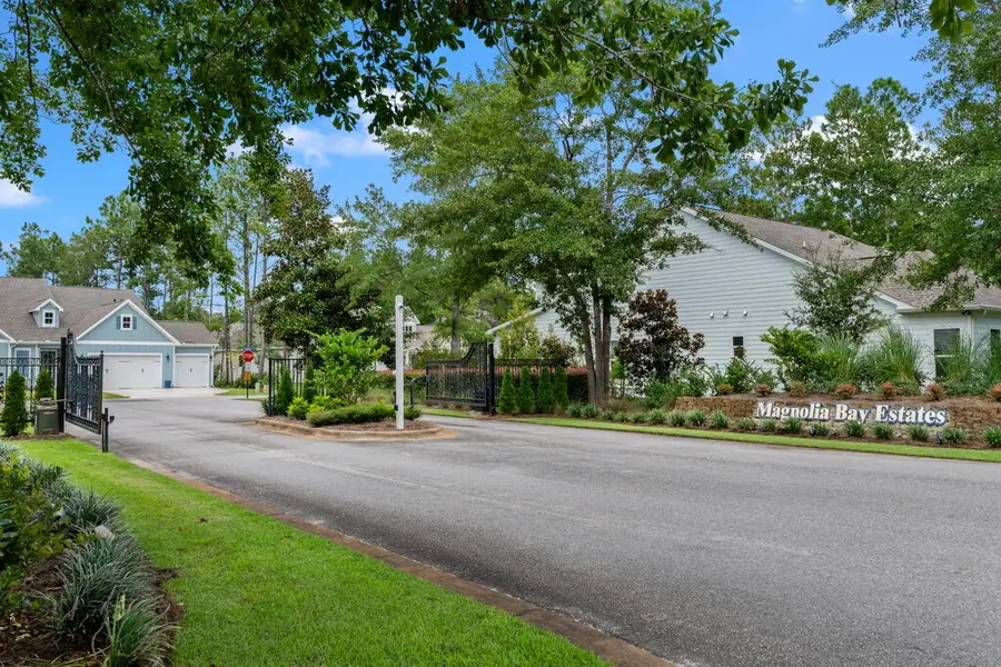 37 N J Hunters Way, Freeport, FL 32439 - #2