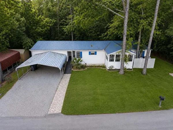 611 Alaqua Drive, Freeport, FL 32439