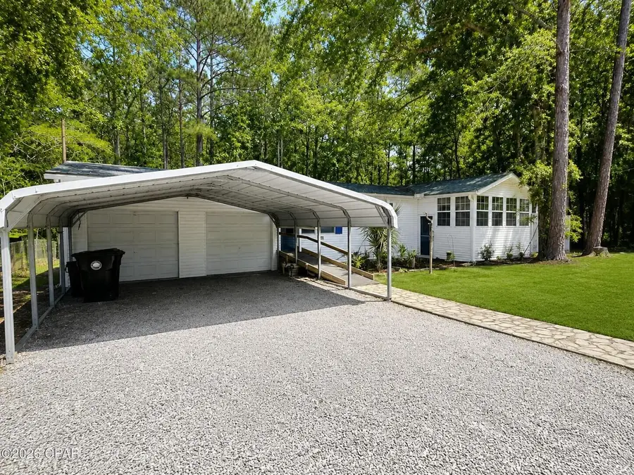 611 Alaqua Drive, Freeport, FL 32439 - #2