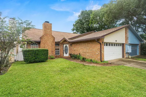 851 Holbrook Circle, Fort Walton Beach, FL 32547