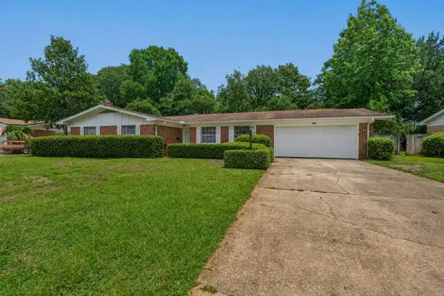 604 NE Merioneth Drive, Fort Walton Beach, FL 32547 - #2