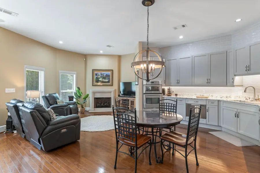 207 W Jackson Street #11, Pensacola, FL 32501 - #3