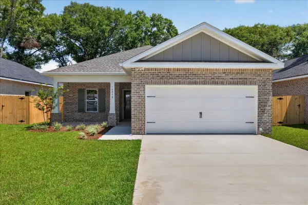 1607B 26th Street, Niceville, FL 32578