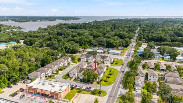 100 Farrah Avenue, Niceville, FL 32578