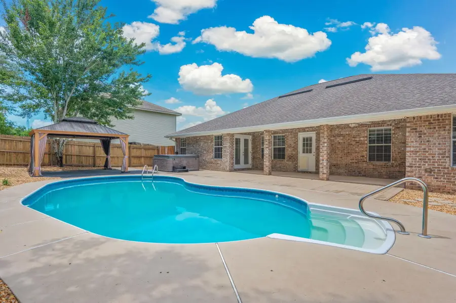 307 Gauntlet Drive, Crestview, FL 32539 - #2