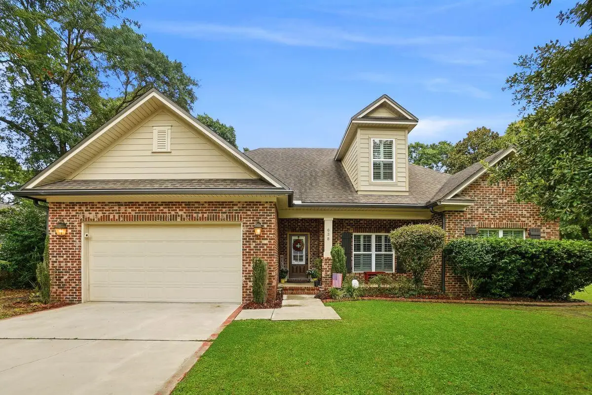 638 NE Country Club Avenue, Fort Walton Beach, FL 32547 - #1