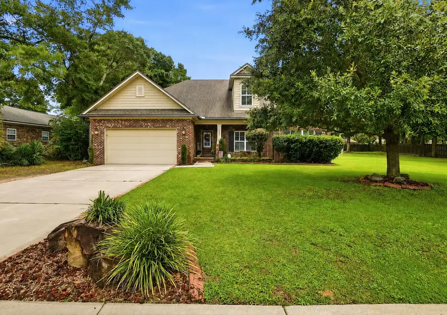 638 NE Country Club Avenue, Fort Walton Beach, FL 32547 - #2