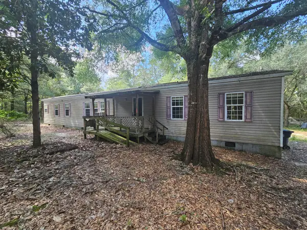149 Nusom Drive, DeFuniak Springs, FL 32433